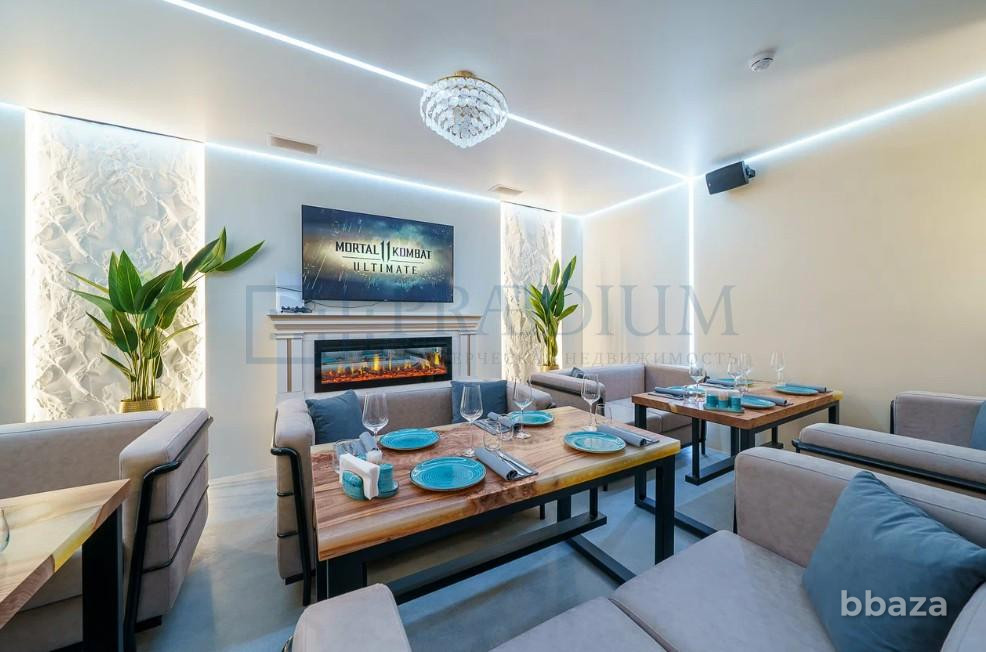 Продается помещение свободного назначения 765 м² Москва - изображение 1