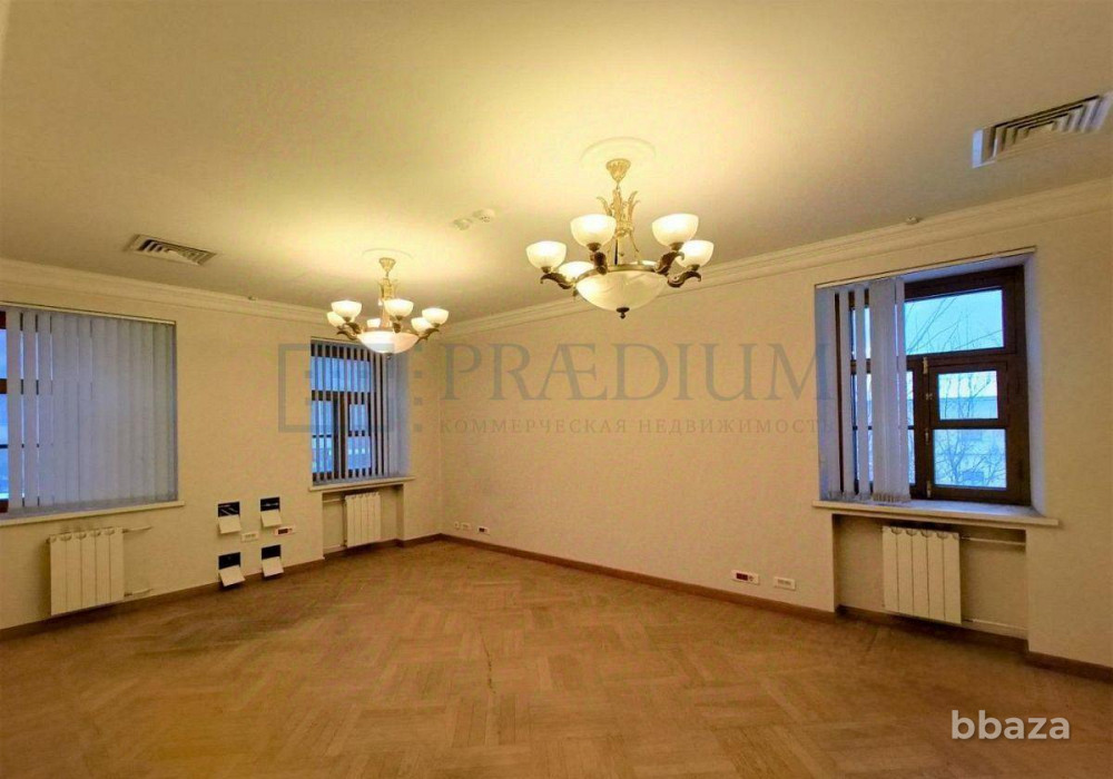 Продается офисное помещение 967 м² Москва - изображение 1