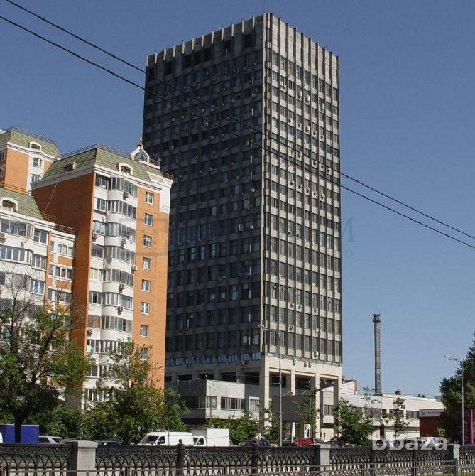 Продается офисное помещение 666 м² Москва - изображение 1