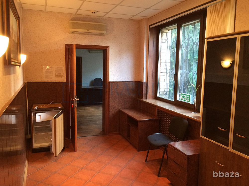 Продается офисное помещение 1582 м² Москва - изображение 1