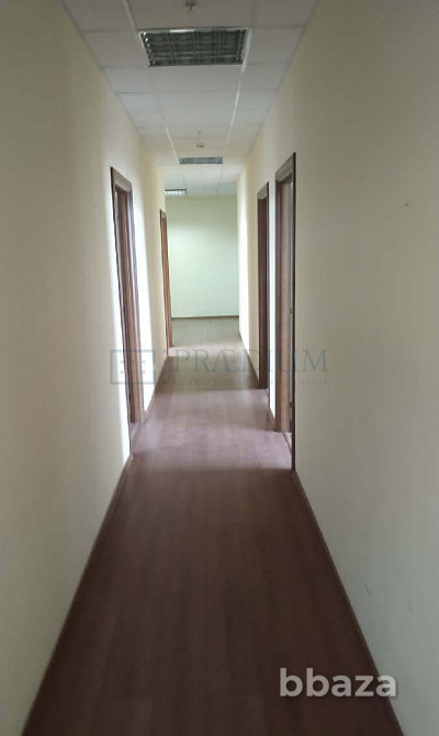 Продается офисное помещение 236 м² Москва - изображение 4