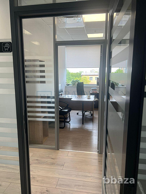 Продается офисное помещение 236 м² Москва - изображение 7