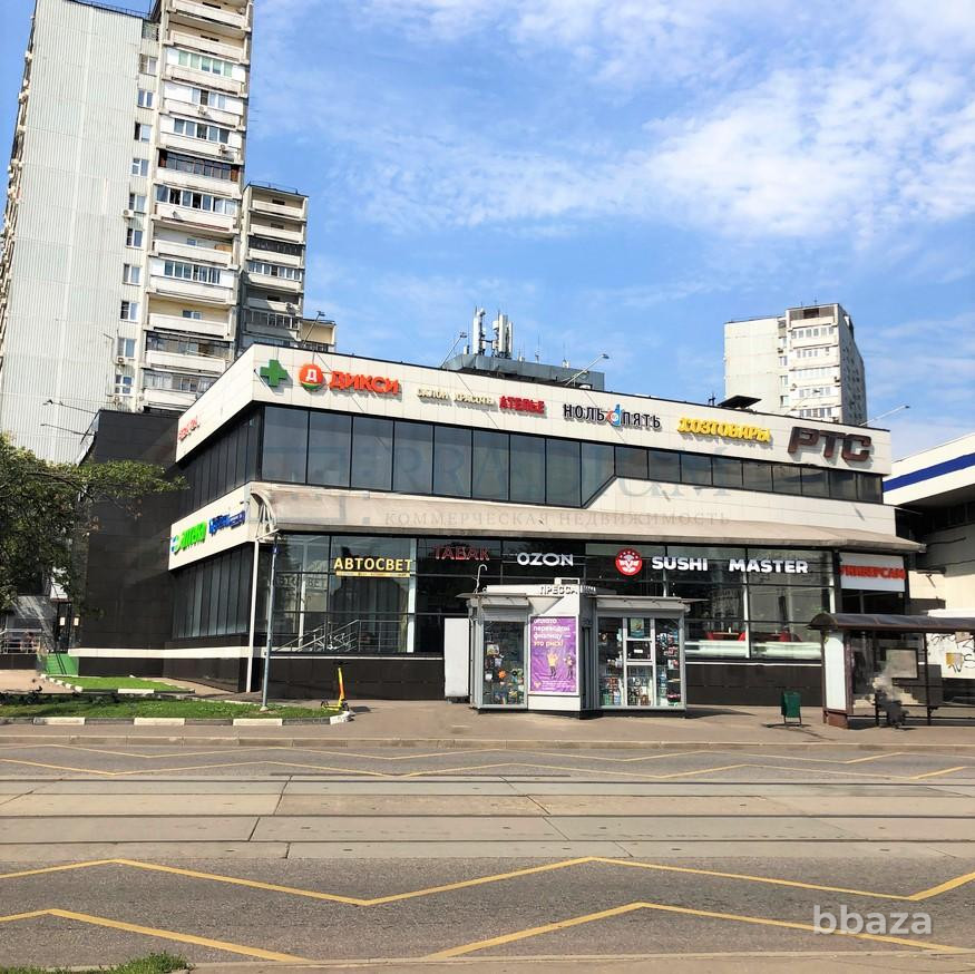 Продается торговое помещение 2314 м² Москва - изображение 2