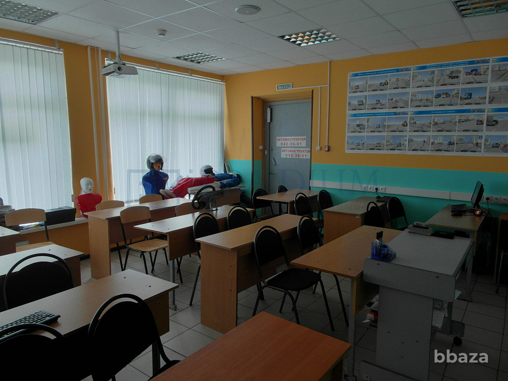 Продается помещение свободного назначения 2467 м² Москва - изображение 1