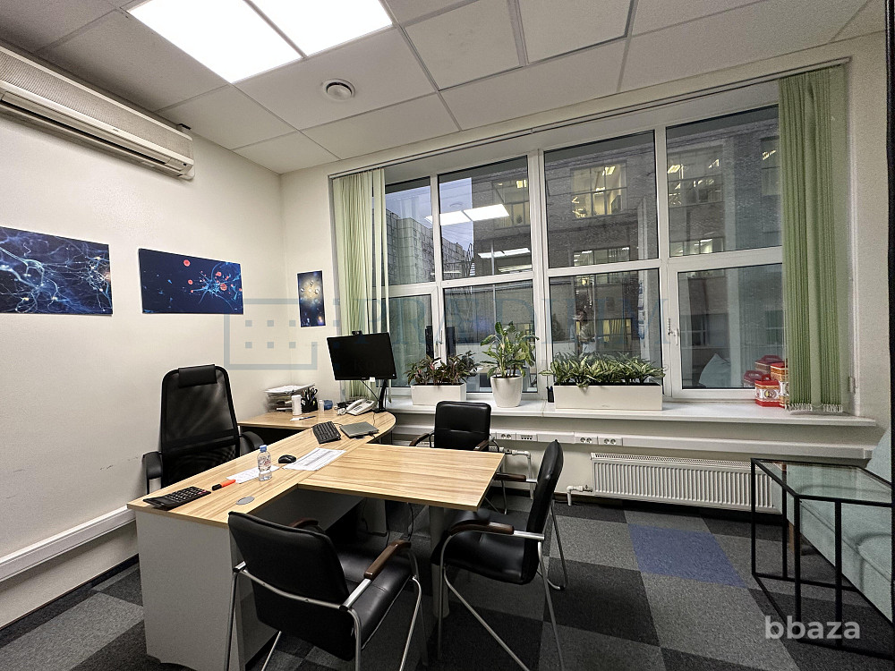 Продается офисное помещение 400 м² Москва - изображение 1