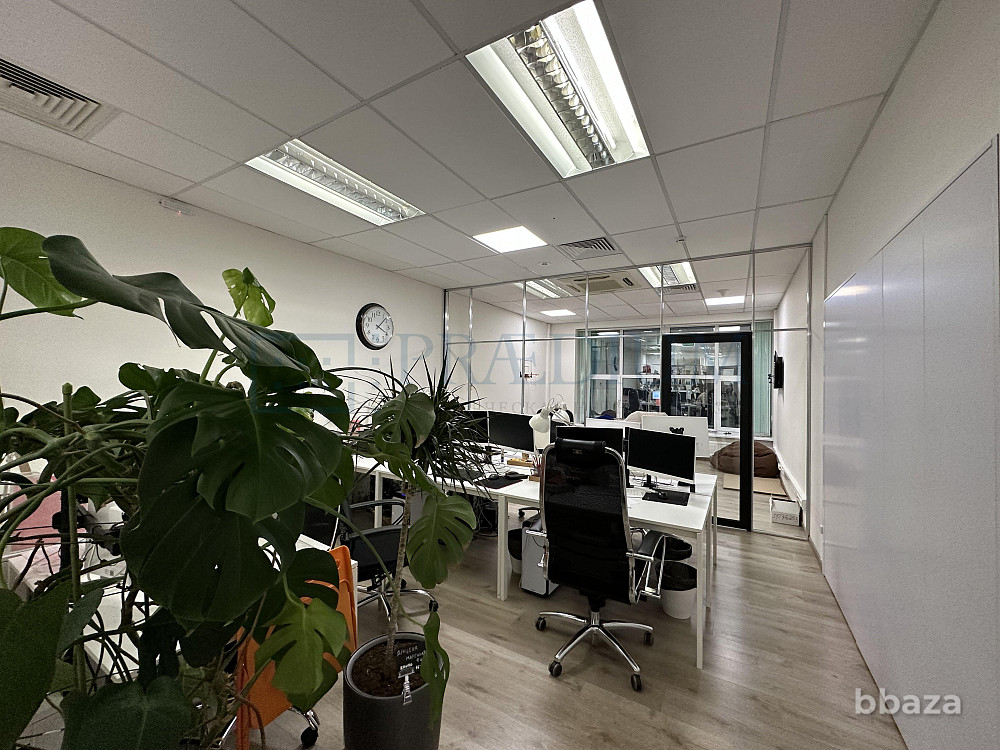 Продается офисное помещение 348 м² Москва - изображение 6