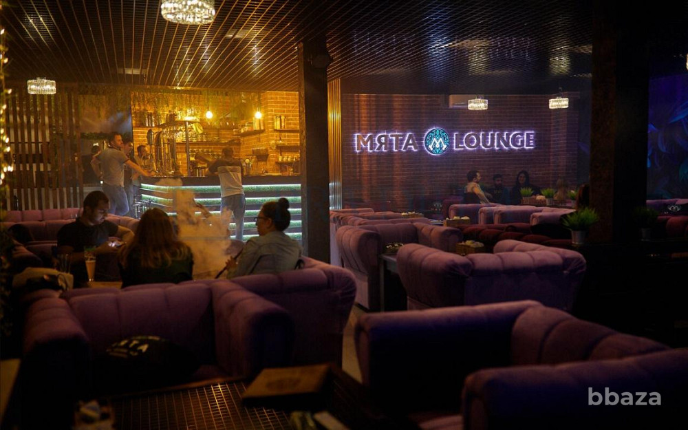 Продается торговое помещение 326 м² Москва - изображение 1