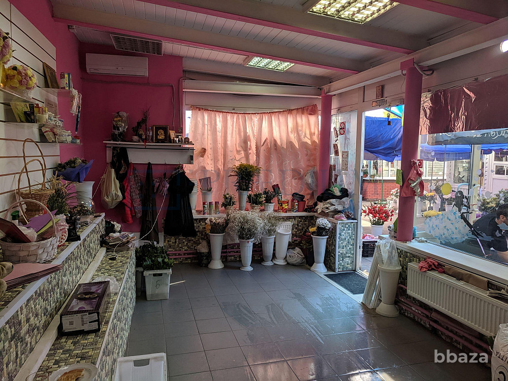 Продается торговое помещение 326 м² Москва - изображение 6