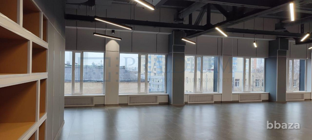 Сдается офисное помещение 983 м² Москва - изображение 2