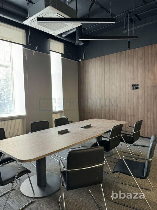 Продается офисное помещение 10009 м² Москва - изображение 1