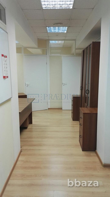 Продается офисное помещение 1100 м² Москва - изображение 1