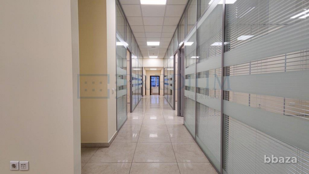 Продается офисное помещение 228 м² Москва - изображение 3