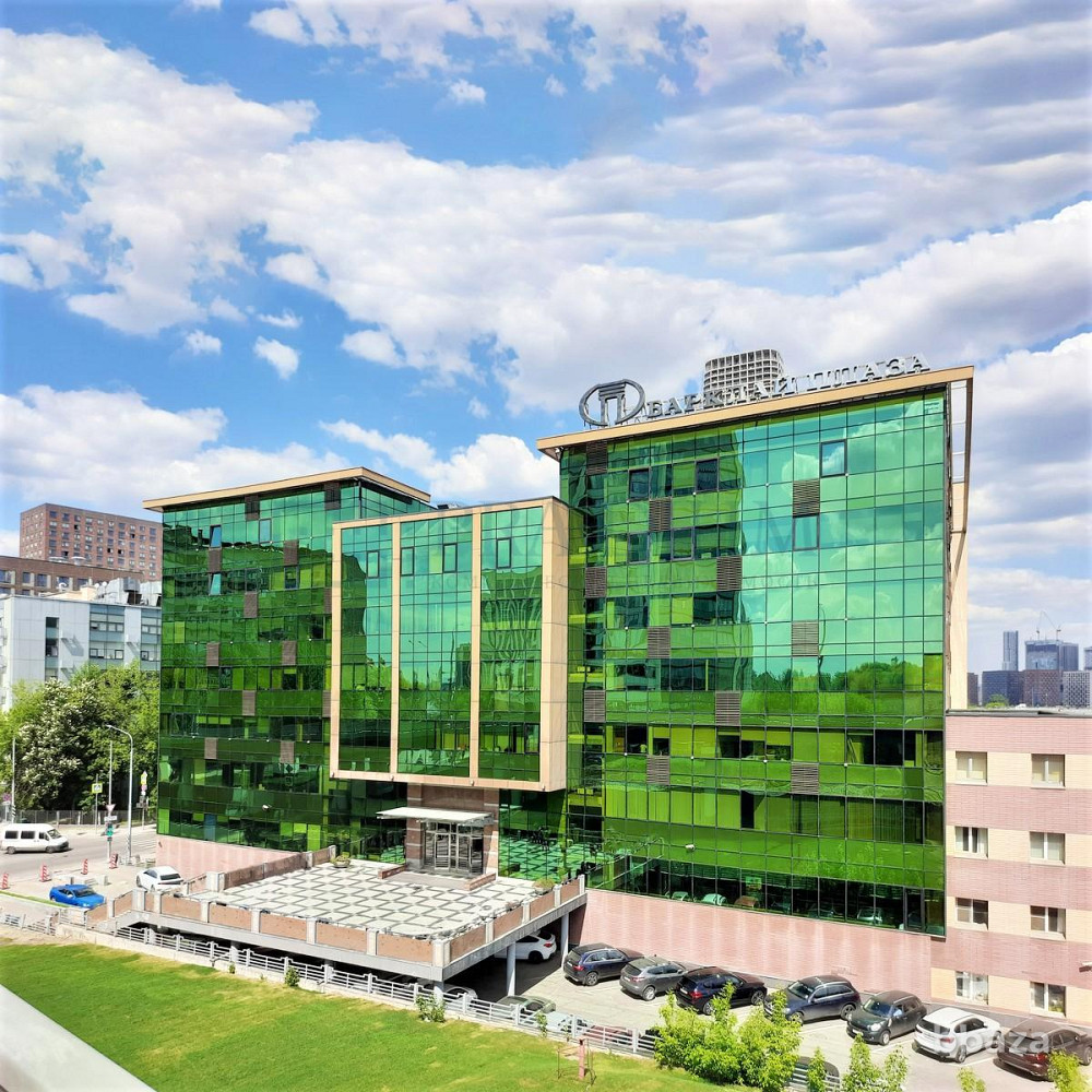 Продается офисное помещение 228 м² Москва - изображение 2