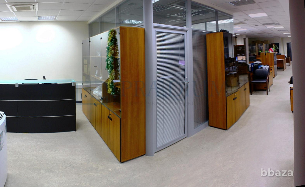 Продается офисное помещение 298 м² Москва - изображение 1