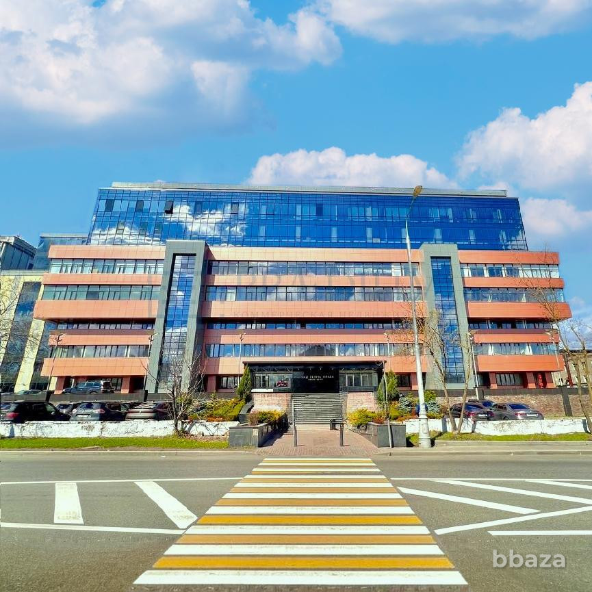 Продается офисное помещение 259 м² Москва - изображение 2