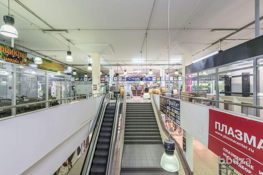 Продается торговое помещение 5844 м² Москва - изображение 2