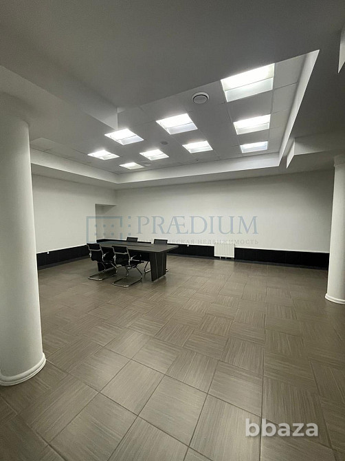 Сдается офисное помещение 319 м² Москва - изображение 1