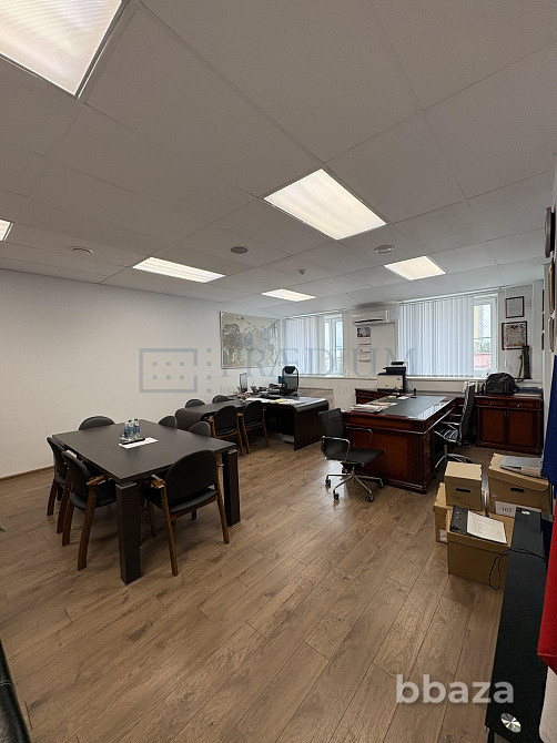 Сдается офисное помещение 524 м² Москва - изображение 1