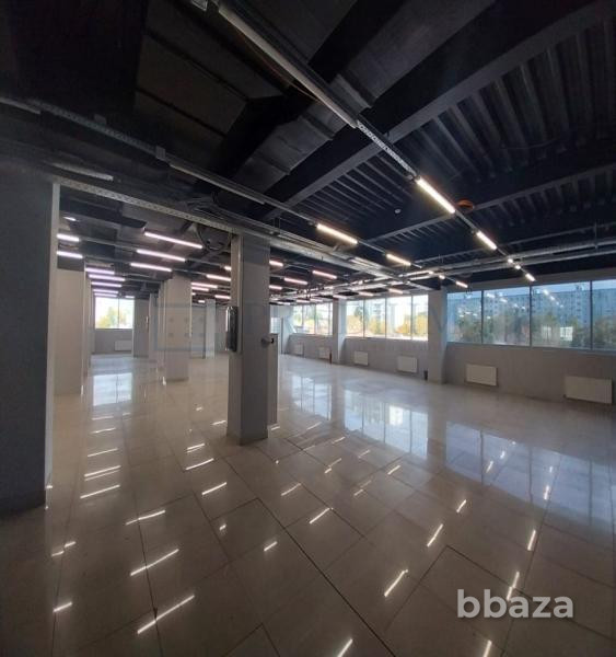 Сдается офисное помещение 1742 м² Москва - изображение 1