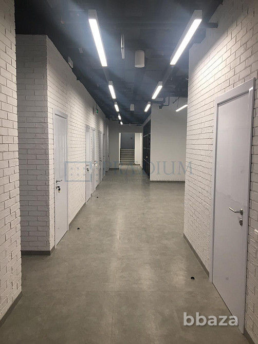 Сдается офисное помещение 686 м² Москва - изображение 9