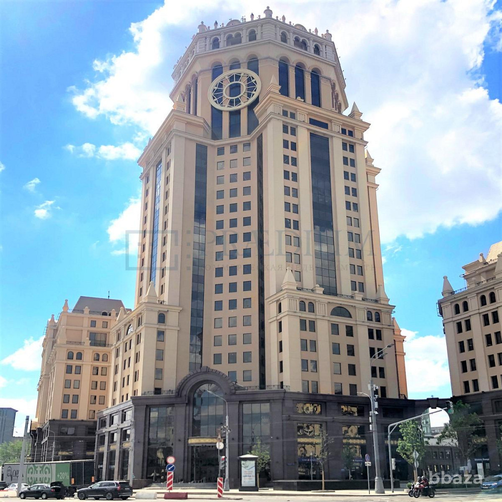 Сдается офисное помещение 582 м² Москва - изображение 1