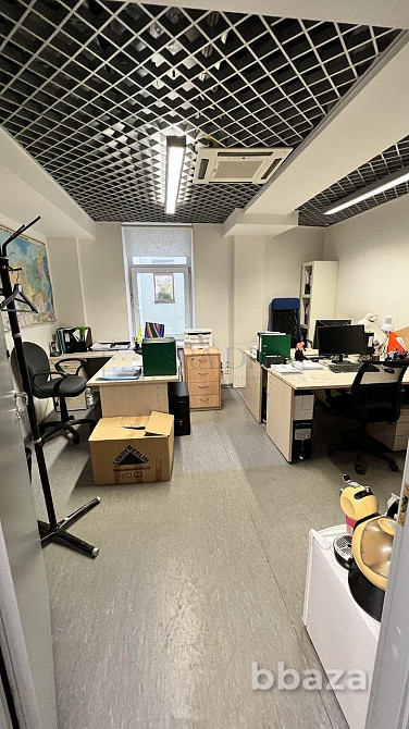Сдается офисное помещение 209 м² Москва - изображение 2