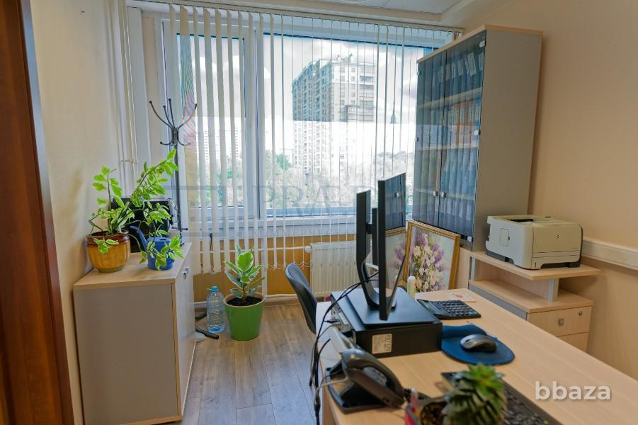 Сдается офисное помещение 573 м² Москва - изображение 6
