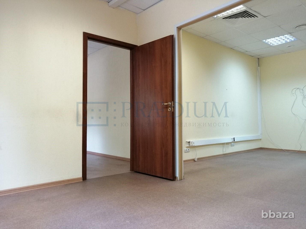 Сдается офисное помещение 323 м² Москва - изображение 1