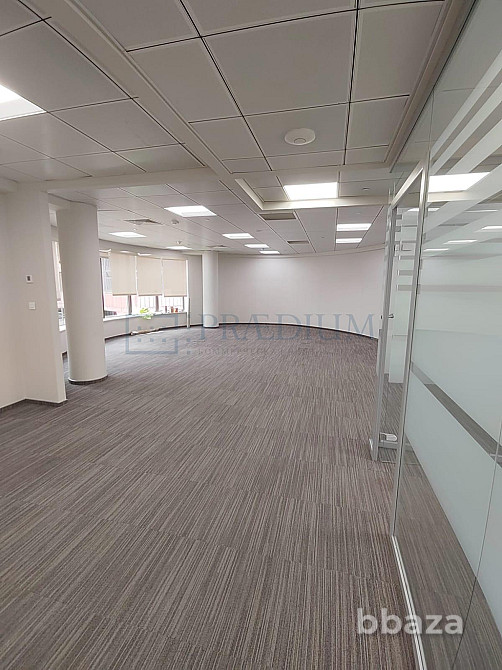 Сдается офисное помещение 211 м² Москва - изображение 1