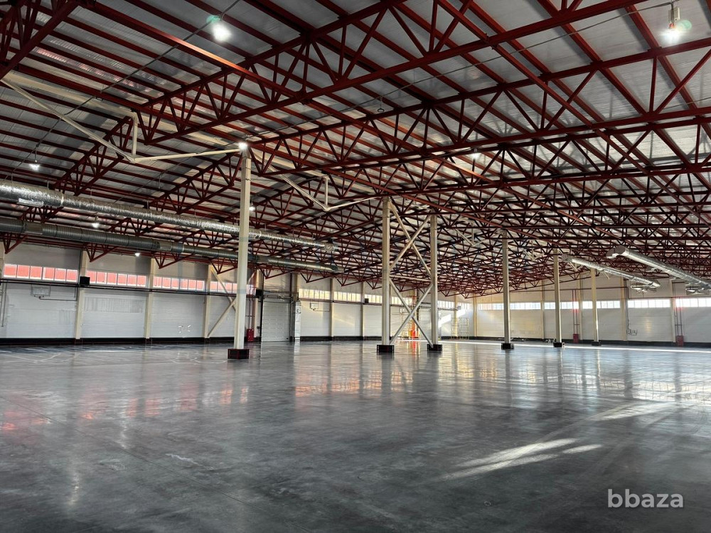 Сдается помещение 4700.00 м² Москва - изображение 1