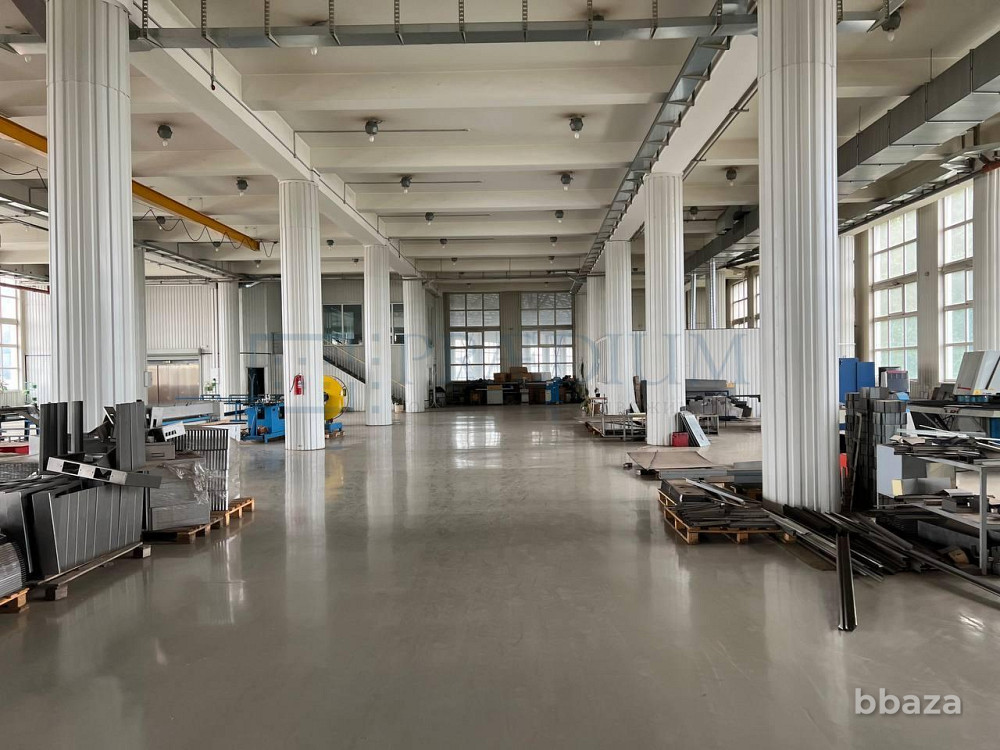 Сдается помещение 7336.00 м² Москва - изображение 1