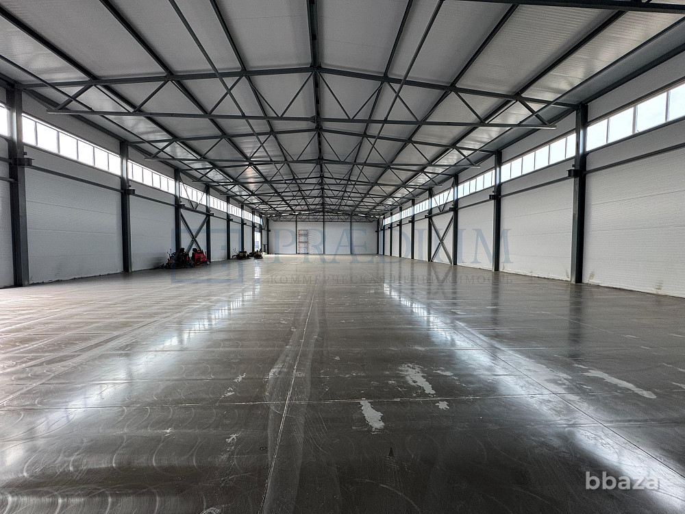 Сдается помещение 5840.00 м² Москва - изображение 1