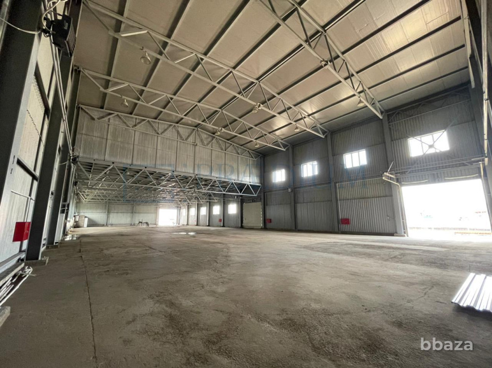 Сдается помещение 2200.00 м² Москва - изображение 1