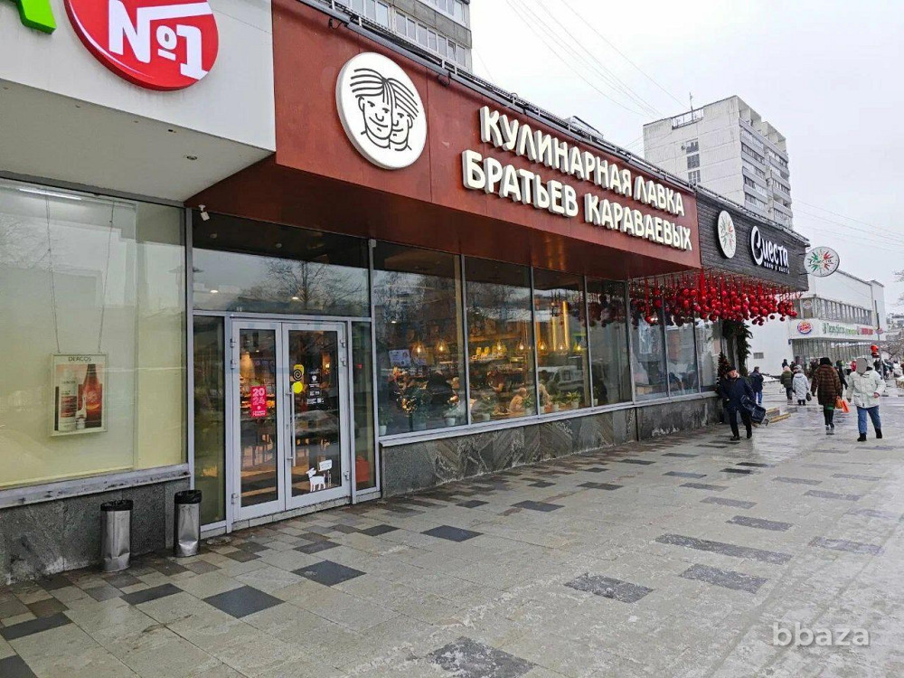 Продается офисное помещение 236 м² Москва - изображение 1