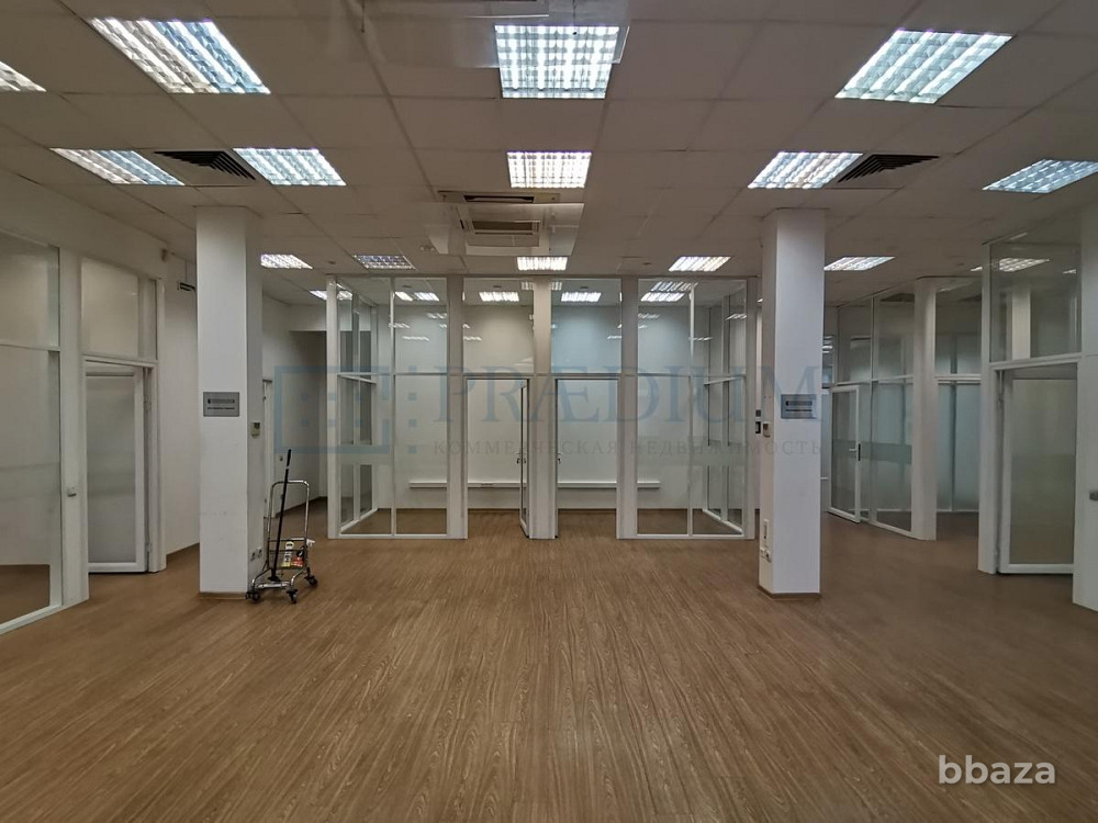 Сдается офисное помещение 430 м² Москва - изображение 1