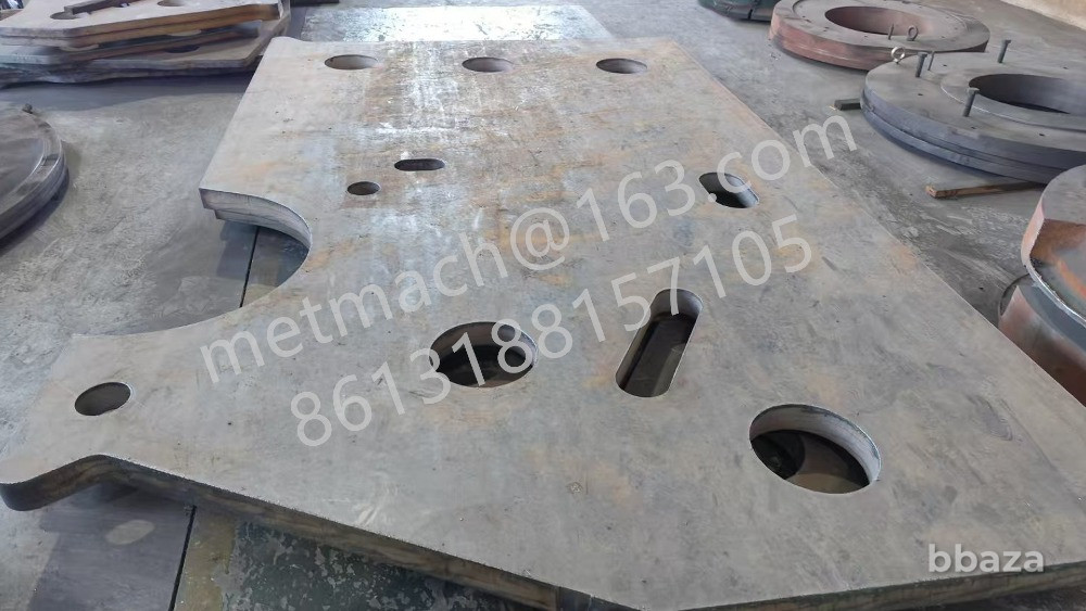 Боковая плита для щековой дробилки СМД107,108,109,111,117,118 Екатеринбург - изображение 1