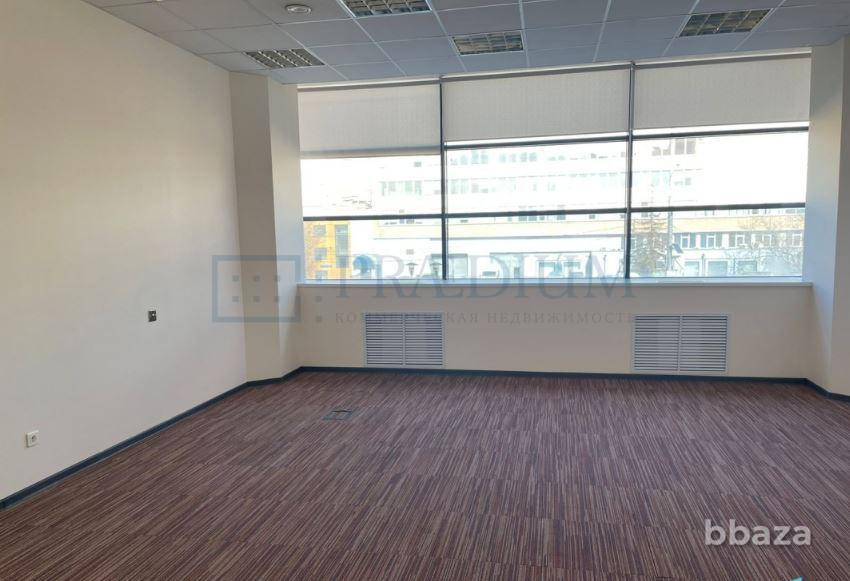 Сдается офисное помещение 683 м² Москва - изображение 1