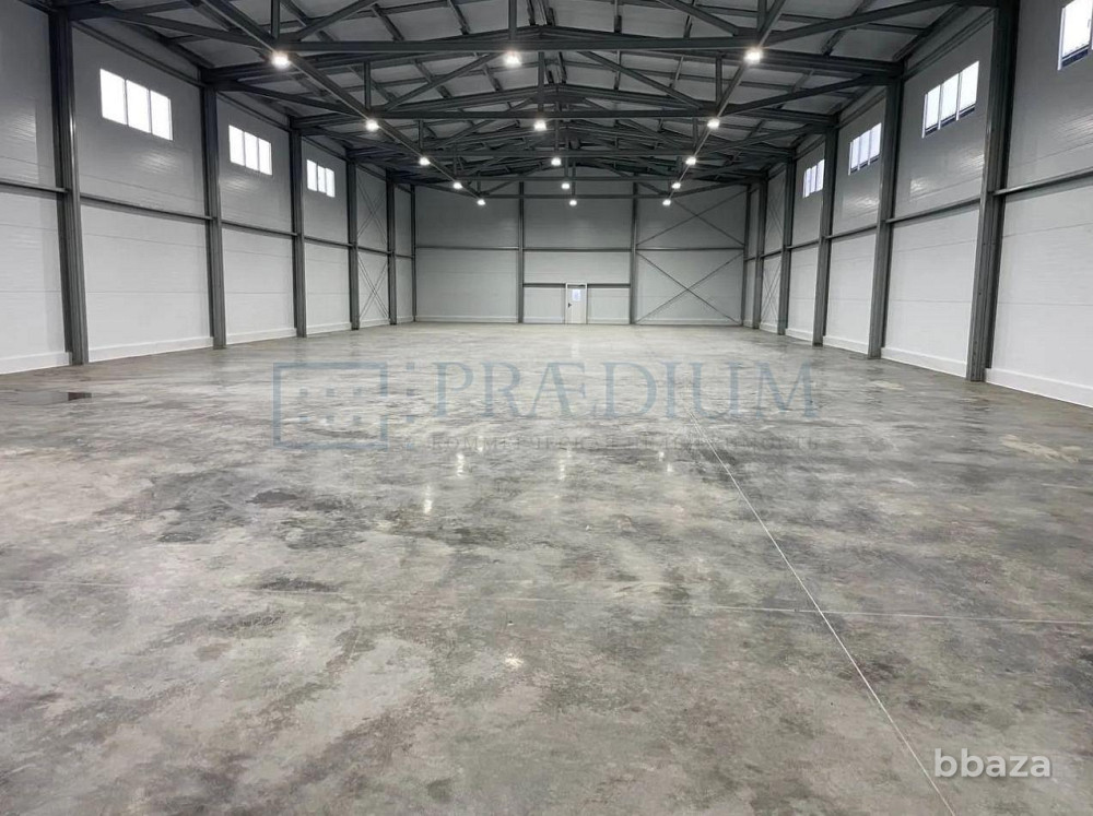 Сдается помещение 2552.00 м² Москва - изображение 1