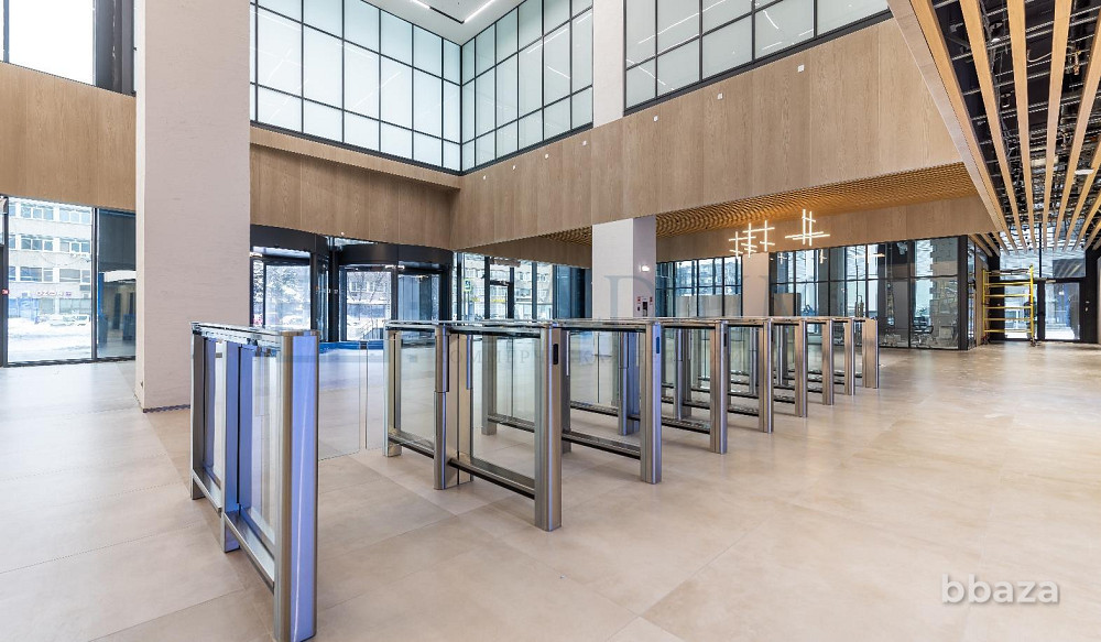 Сдается офисное помещение 2451 м² Москва - изображение 9