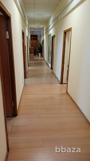 Сдается офисное помещение 220 м² Москва - изображение 2
