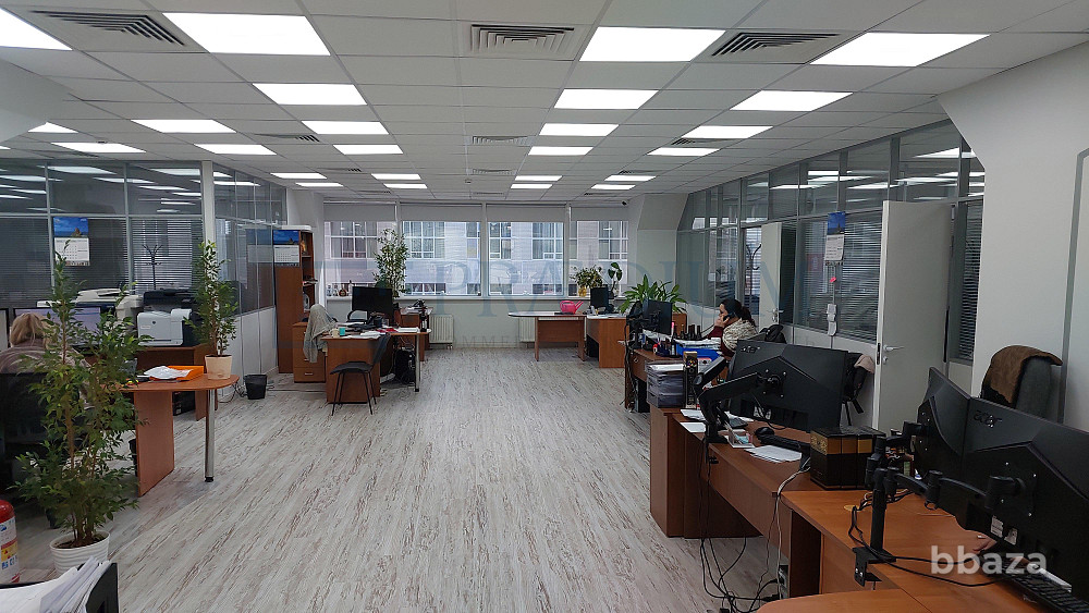 Продается офисное помещение 333 м² Москва - изображение 2