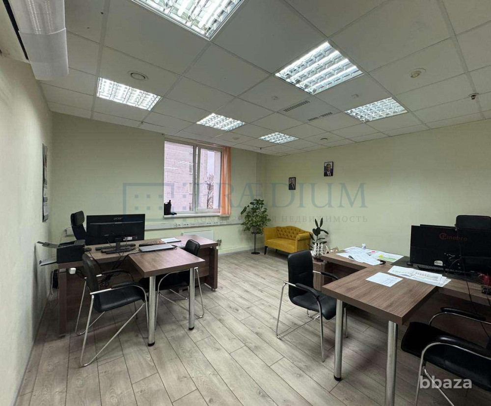 Сдается офисное помещение 951 м² Москва - изображение 2