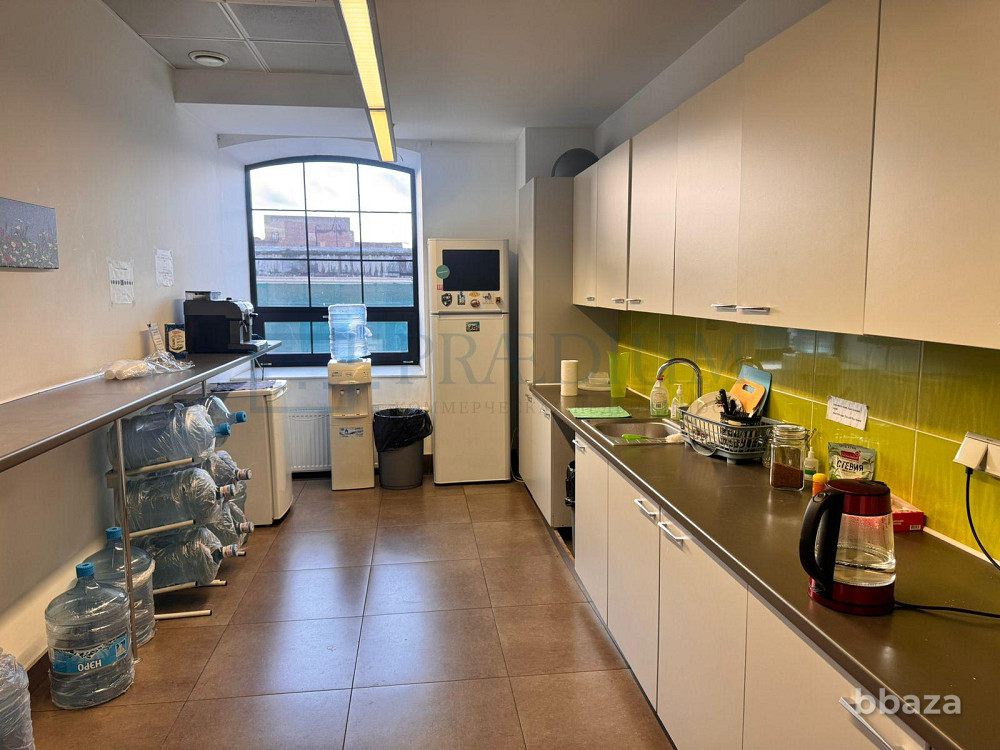 Сдается офисное помещение 839 м² Москва - изображение 9