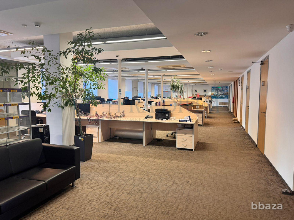 Сдается офисное помещение 839 м² Москва - изображение 1