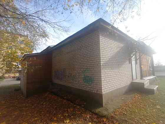 Здание библиотеки Красная Горбатка