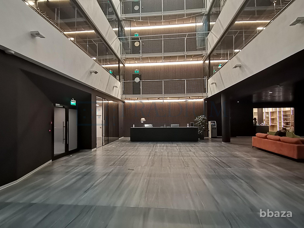 Сдается офисное помещение 550 м² Москва - изображение 6