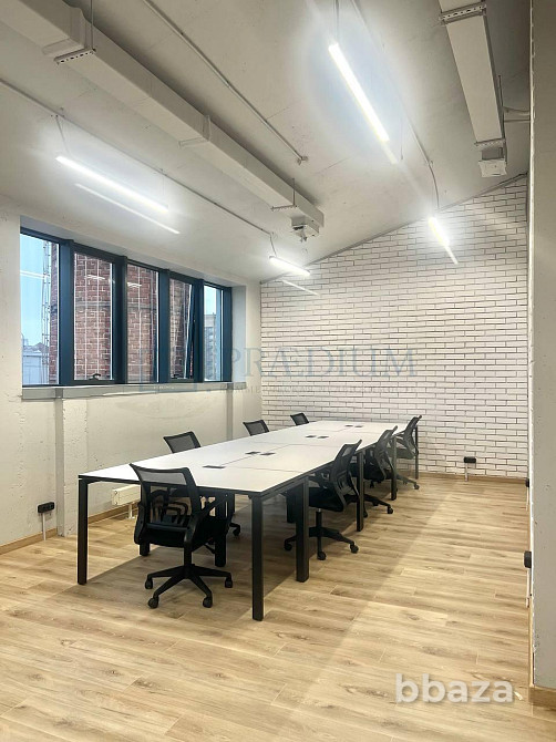Сдается офисное помещение 500 м² Москва - изображение 1