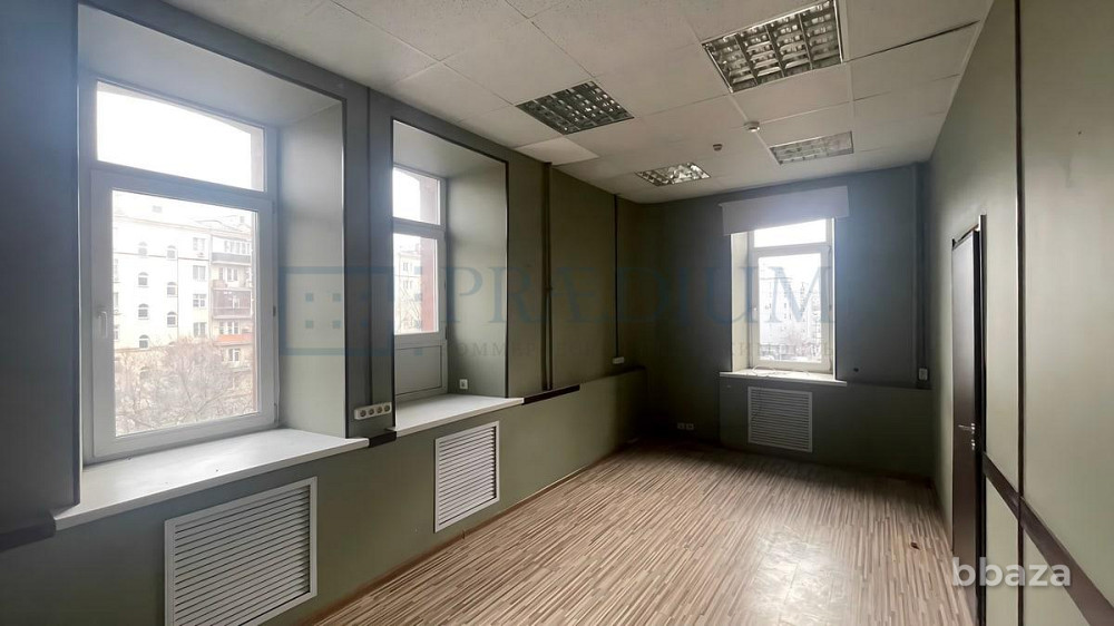 Сдается офисное помещение 395 м² Москва - изображение 1