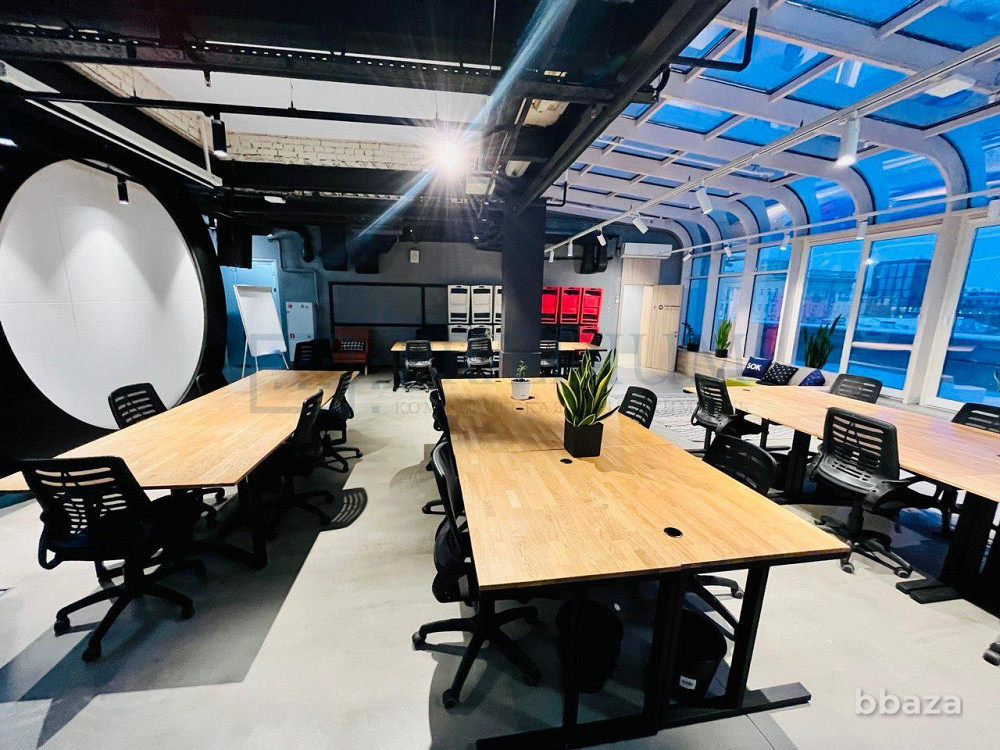 Сдается офисное помещение 140 м² Москва - изображение 1