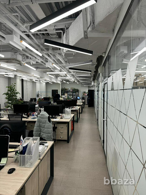 Продается офисное помещение 969 м² Москва - изображение 4